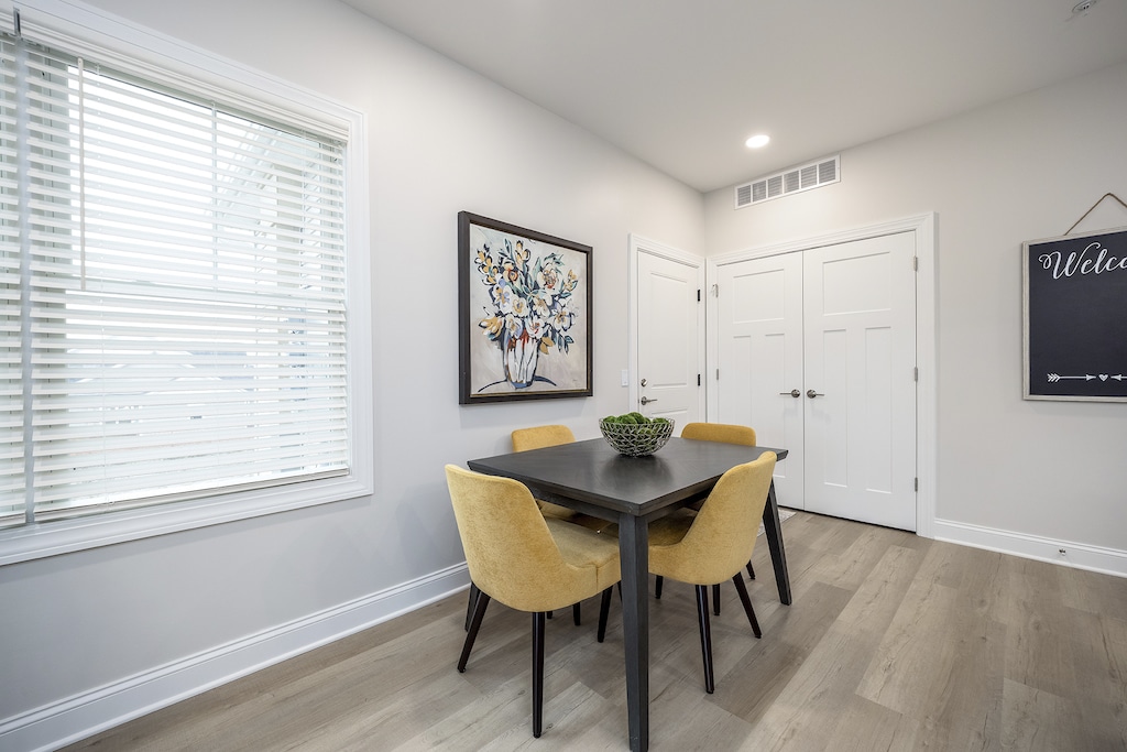 Inviting dining area at The Hammocks at Fairview, PA, offering a serene ambiance for delightful gatherings and culinary experiences.